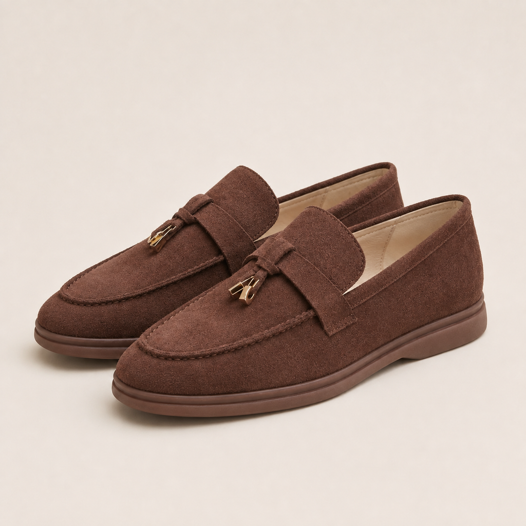 Elegantné loafers s kovovým detailom