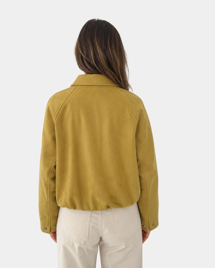 Elegantná bomber bunda s klasickým strihom