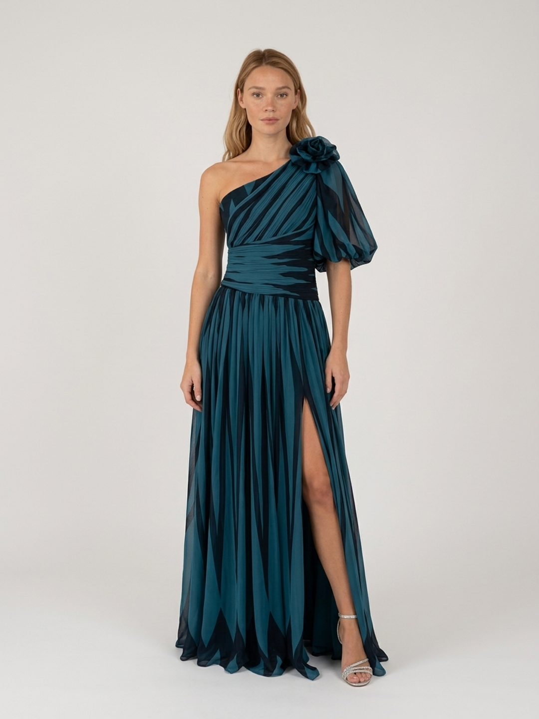 Linda | Elegantné šaty na jedno rameno