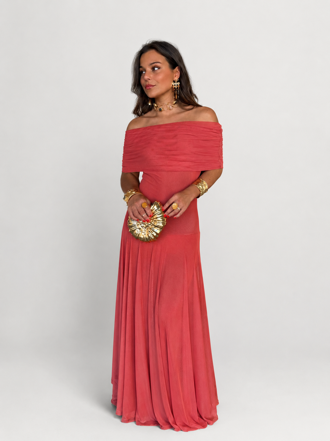Vestido Elegante de Hombros Descubiertos con Caída Fluida