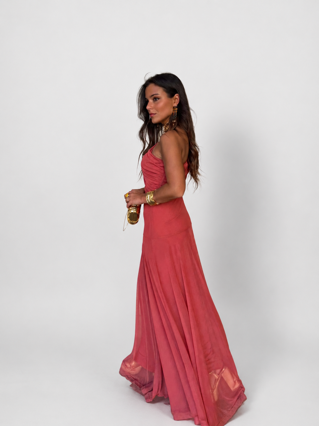 Vestido Elegante de Hombros Descubiertos con Caída Fluida