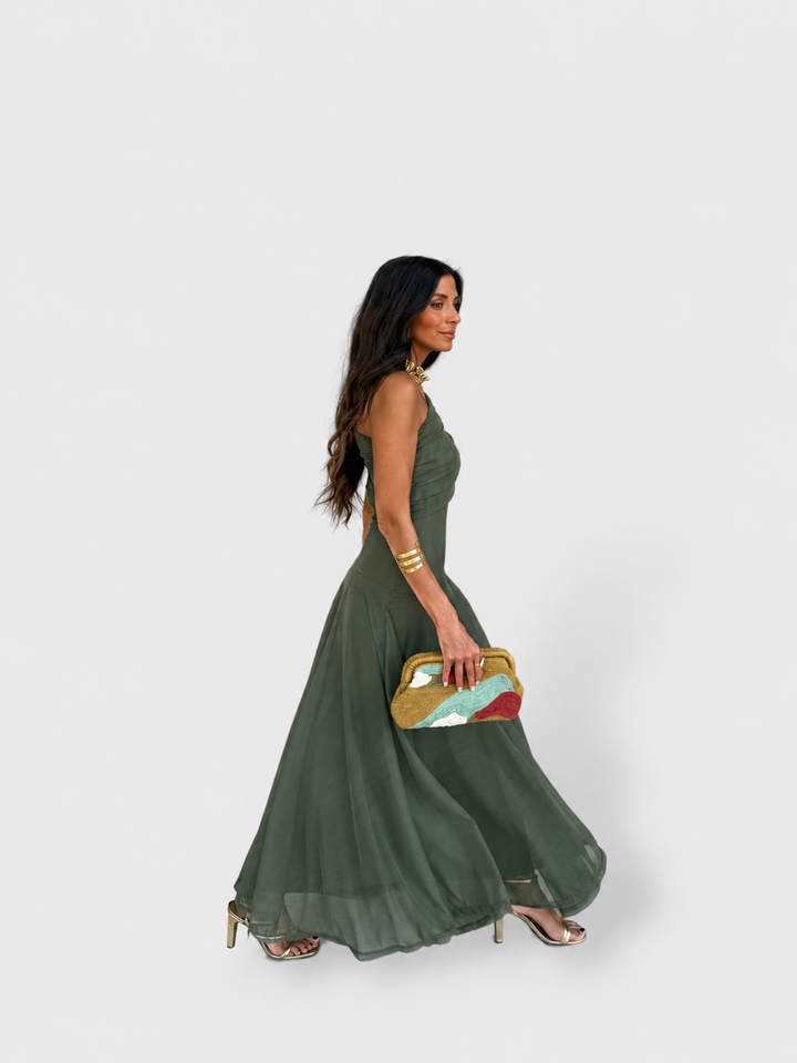 Vestido Elegante de Hombros Descubiertos con Caída Fluida