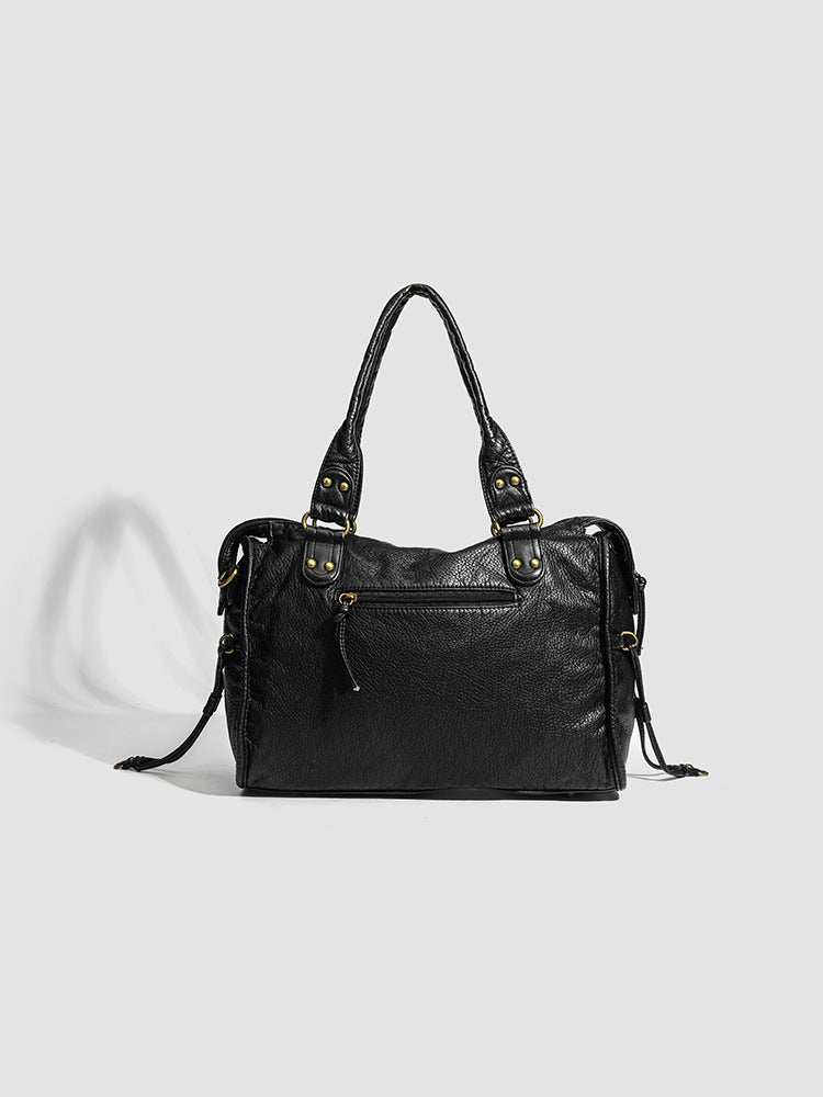 Pevná kožená crossbody kabelka