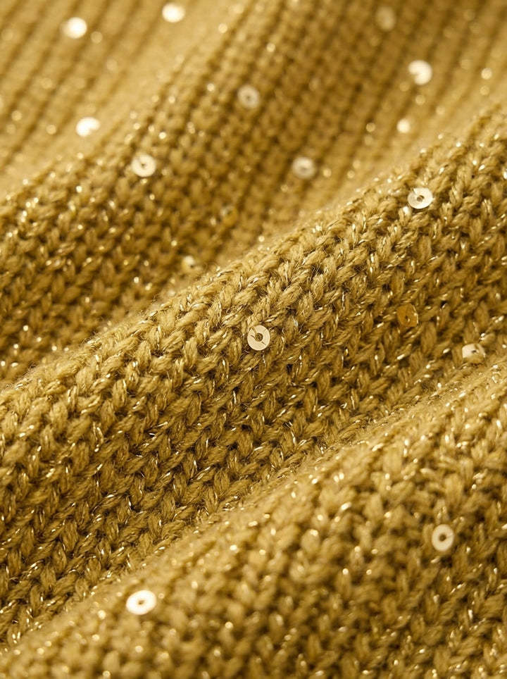 Voľný kardigán s golierom a veľkými zlatými gombíkmi