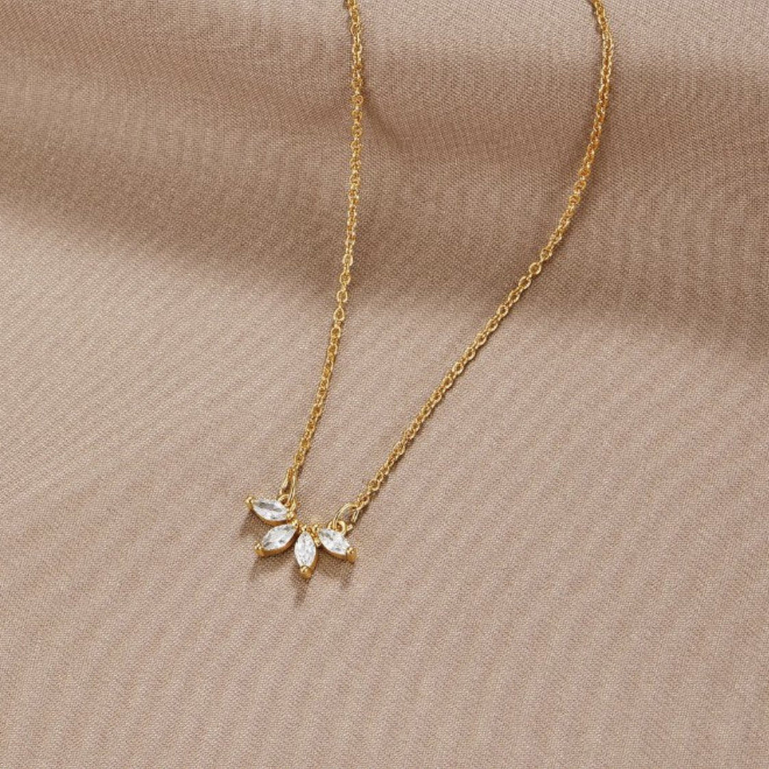 Náhrdelník Tiffany s krištáľovým lístkom
